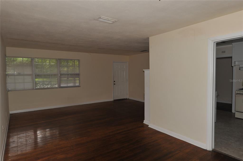 1410 Northwest 7th Road Gainesville, FL 32603 - Photo 10 of 35