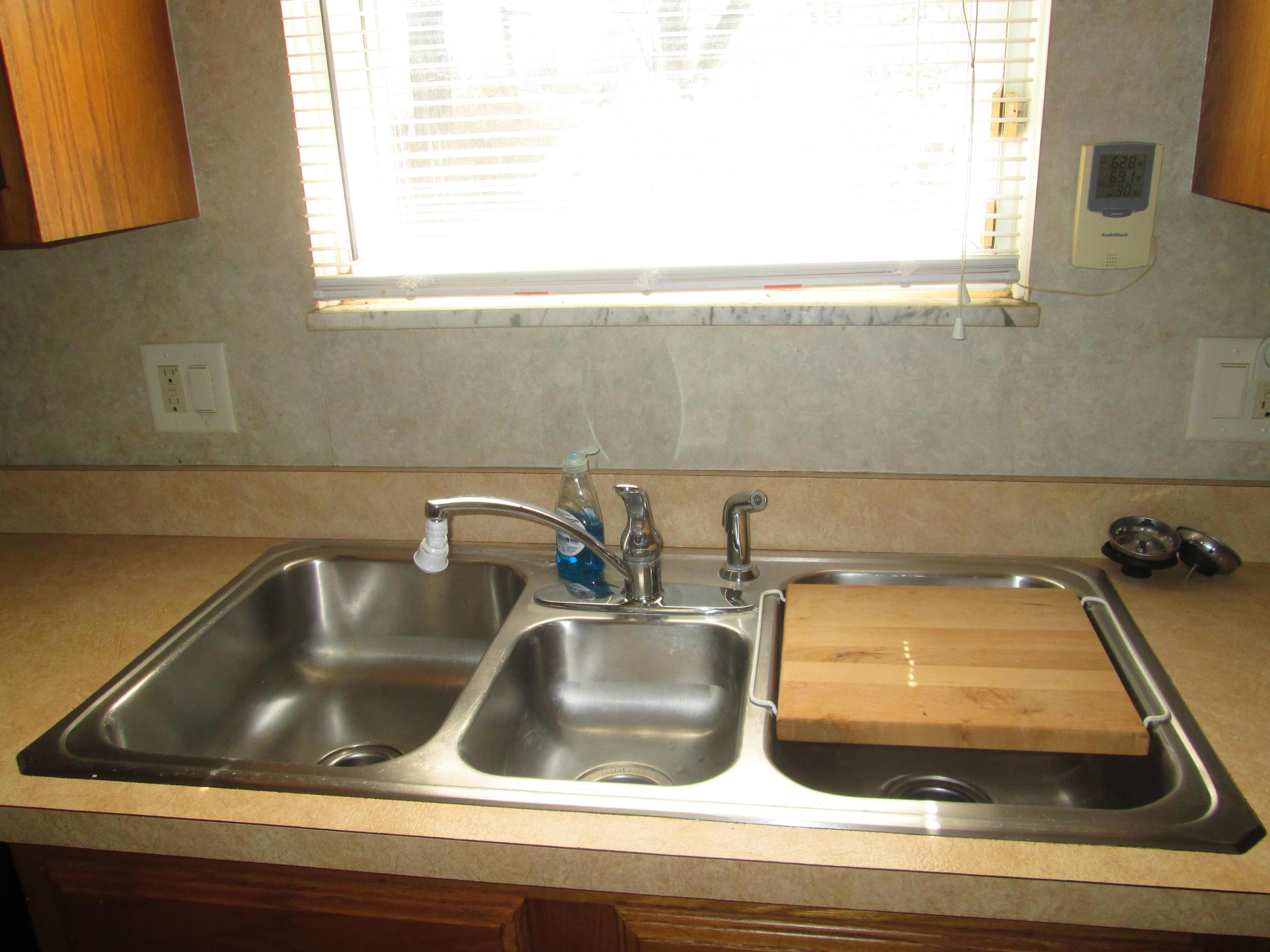 347 Hermitage Road Columbus, OH 43230 - Photo 10 of 36 Gallery Image 10