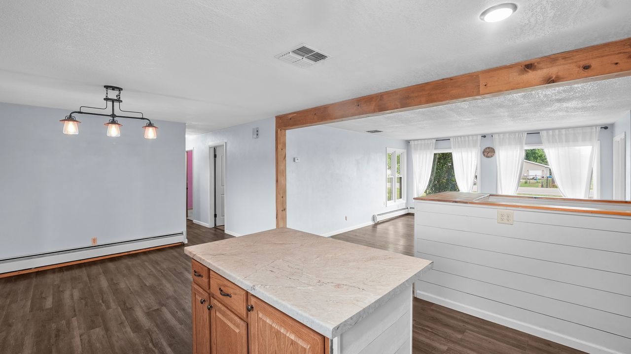 10009 Wolf Road Geneseo, IL 61254 - Photo 7 of 63