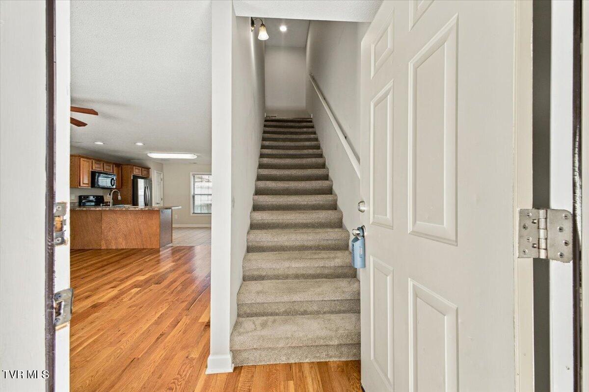 563 Boring Chapel Road, Unit 12 Johnson City, TN 37615 - Photo 6 of 31 05-128A3726