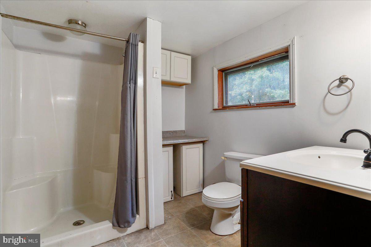 39 Fox Hollow Road Swanton, MD 21561 - Photo 10 of 29 Bath One