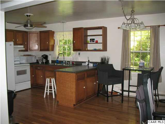 1419 Forest View Road Charlottesville, VA 22902 - Photo 12 of 37 Gallery Image 12