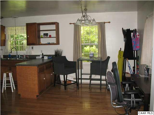 1419 Forest View Road Charlottesville, VA 22902 - Photo 13 of 37 Gallery Image 13