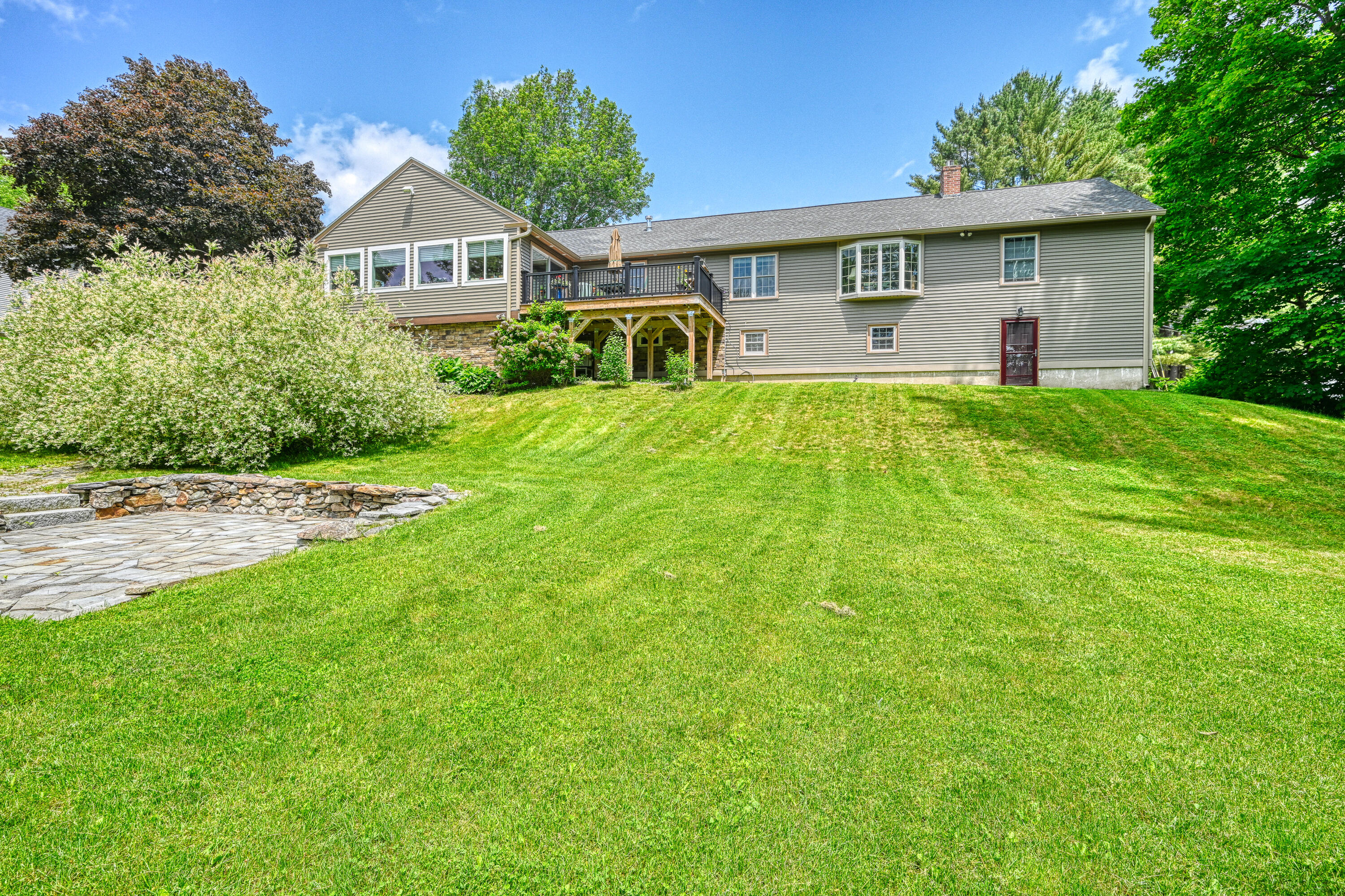 4 Mayflower Road Hallowell, ME 04347 - Photo 14 of 46 110015gr-108