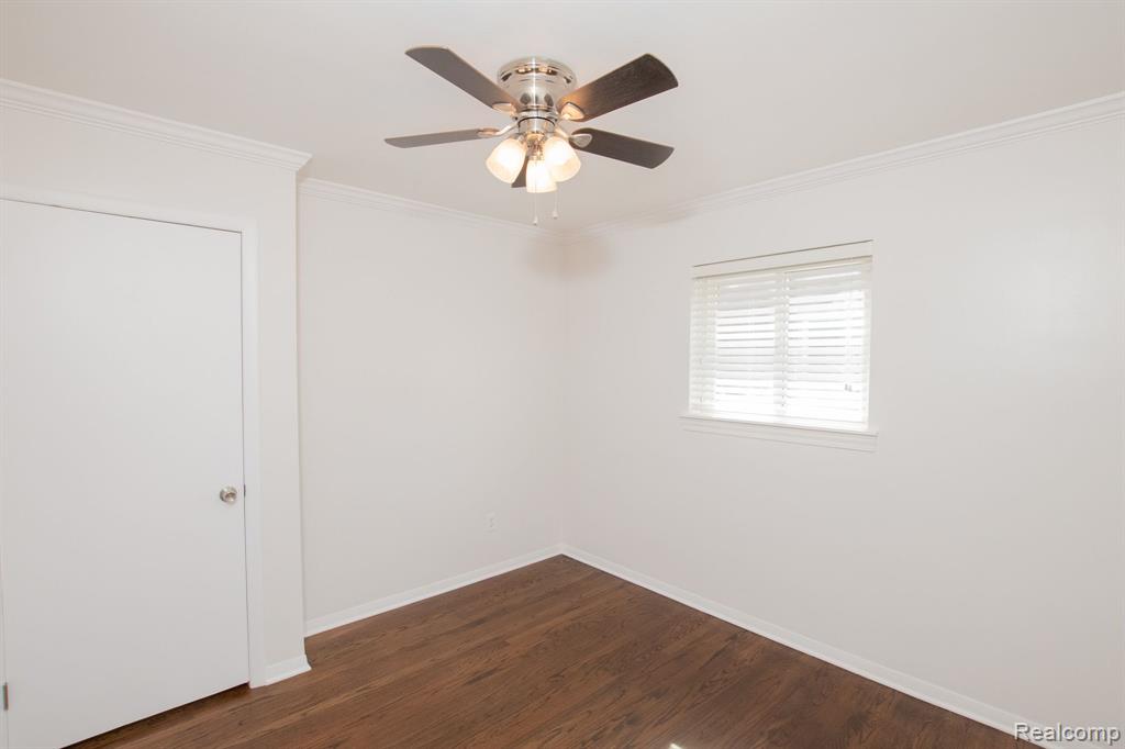 24684 Ridgecroft Avenue Eastpointe, MI 48021 - Photo 17 of 62