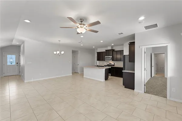 $2,300 | 7713 Lariat Toss Drive, Corpus Christi, TX 78414