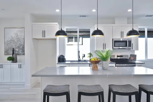 $775,000 | 675 Oakshire Drive, Ione, CA 95640