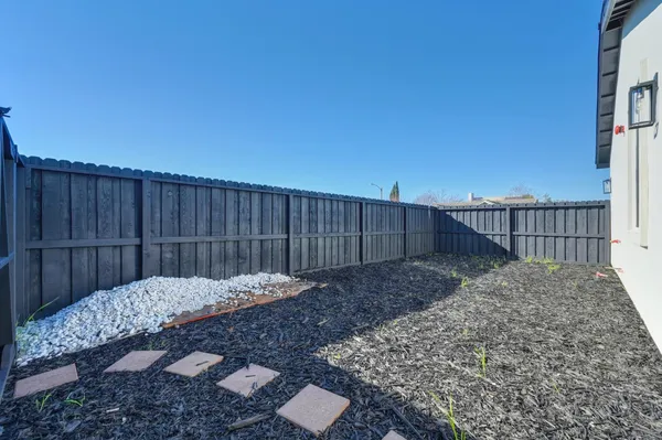 $739,000 | 675 Oakshire Drive, Ione, CA 95640