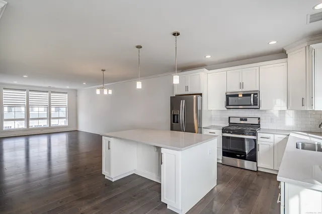 $4,600 | 8 Brentwood Circle, Unit 8, Danbury, CT 06810