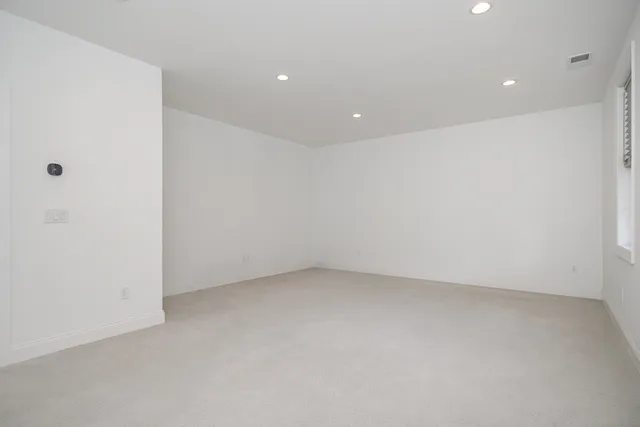 $4,600 | 8 Brentwood Circle, Unit 8, Danbury, CT 06810