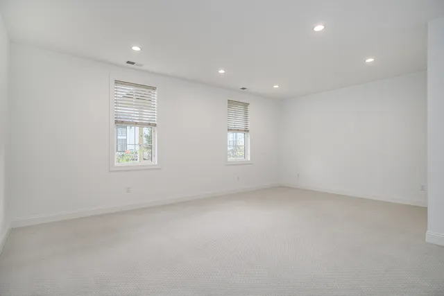 $4,600 | 8 Brentwood Circle, Unit 8, Danbury, CT 06810