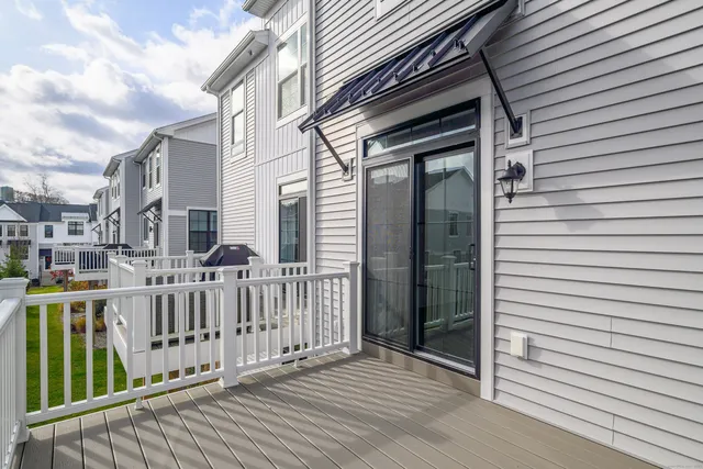 $4,600 | 8 Brentwood Circle, Unit 8, Danbury, CT 06810