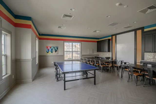 $4,600 | 8 Brentwood Circle, Unit 8, Danbury, CT 06810