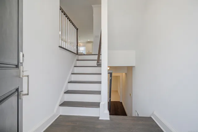 $4,600 | 8 Brentwood Circle, Unit 8, Danbury, CT 06810