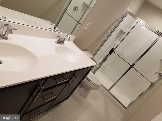 $2,800 | 754 West 2nd Street, Lansdale, PA 19446