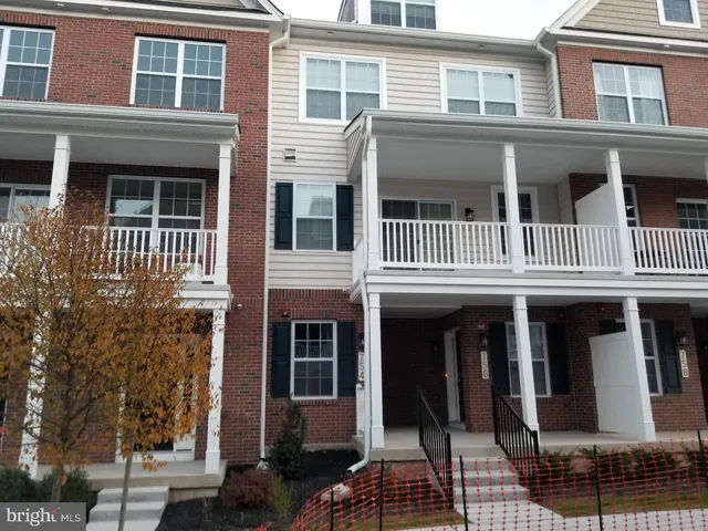 $2,800 | 754 West 2nd Street, Lansdale, PA 19446