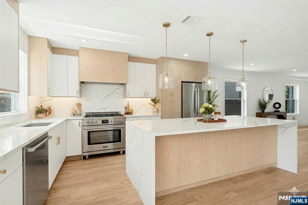 179 Washington Avenue Rutherford, NJ 07070 - Photo 13 of 50