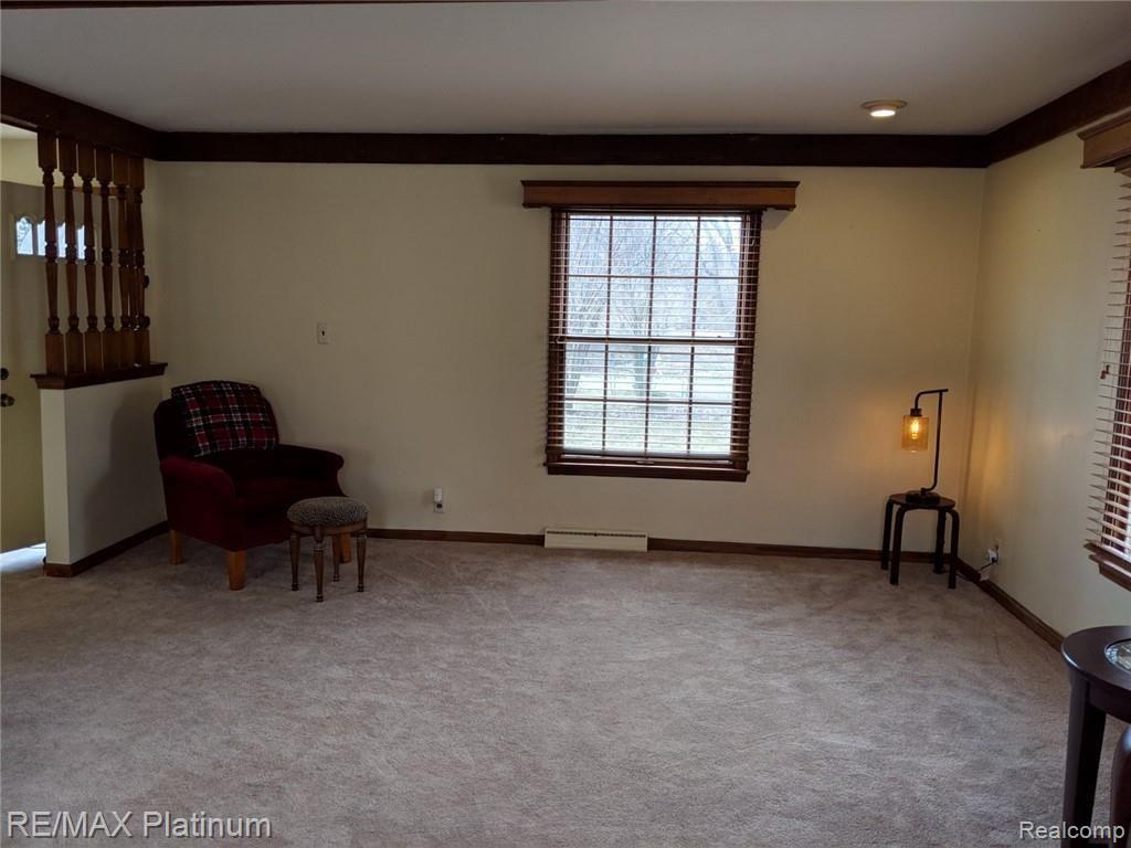 21706 Ruth Street Farmington Hills, MI 48336 - Photo 11 of 32