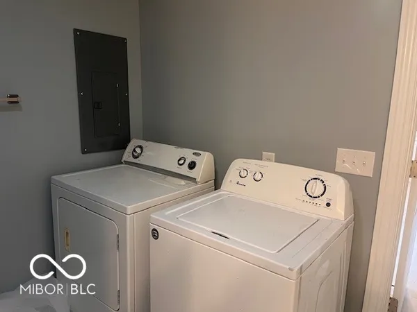 $1,595 | 1628 Cruft Street, Indianapolis, IN 46203