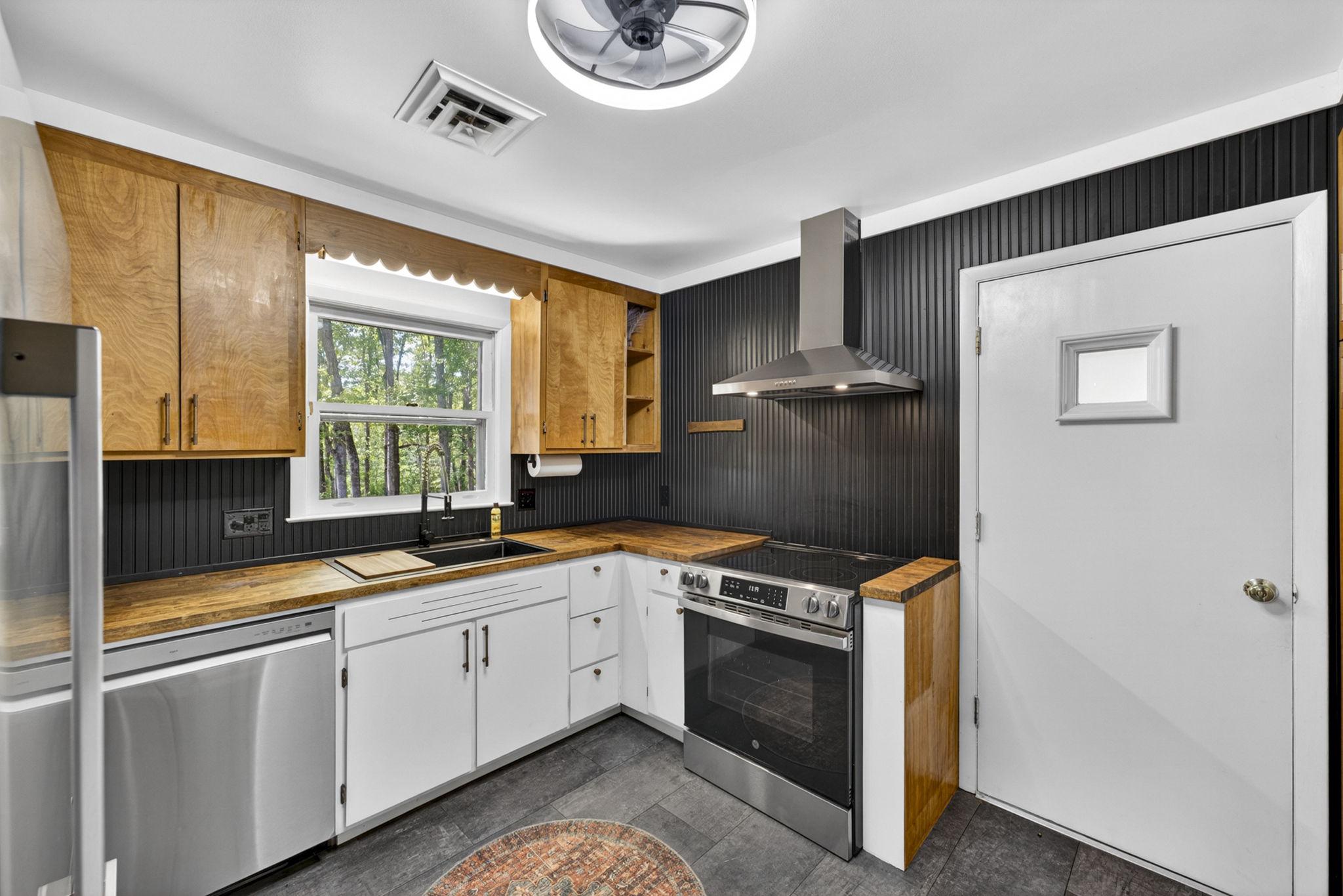 3690 Beautiful Run Road Orange, VA 22960 - Photo 24 of 80 Nicely updated kitchen appliances