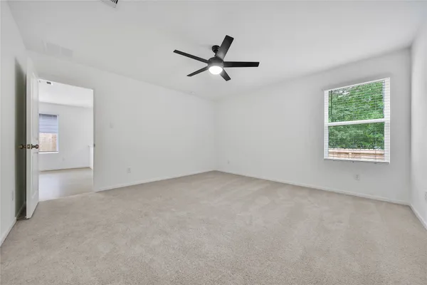 $1,600 | 18760 Loom Drive, Conroe, TX 77306