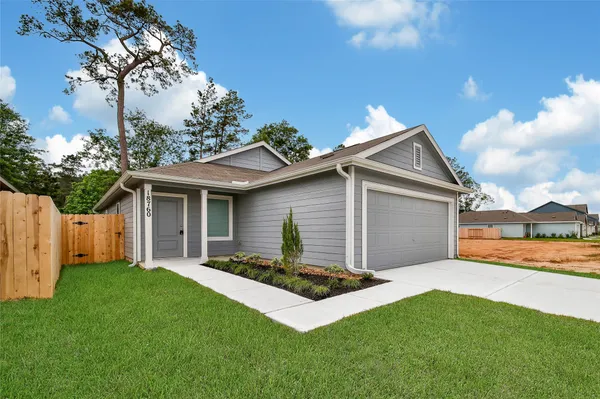 $1,600 | 18760 Loom Drive, Conroe, TX 77306
