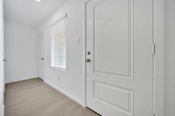 $1,600 | 18760 Loom Drive, Conroe, TX 77306