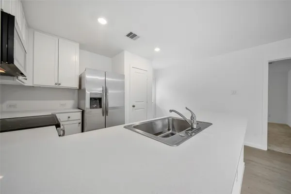 $1,600 | 18760 Loom Drive, Conroe, TX 77306
