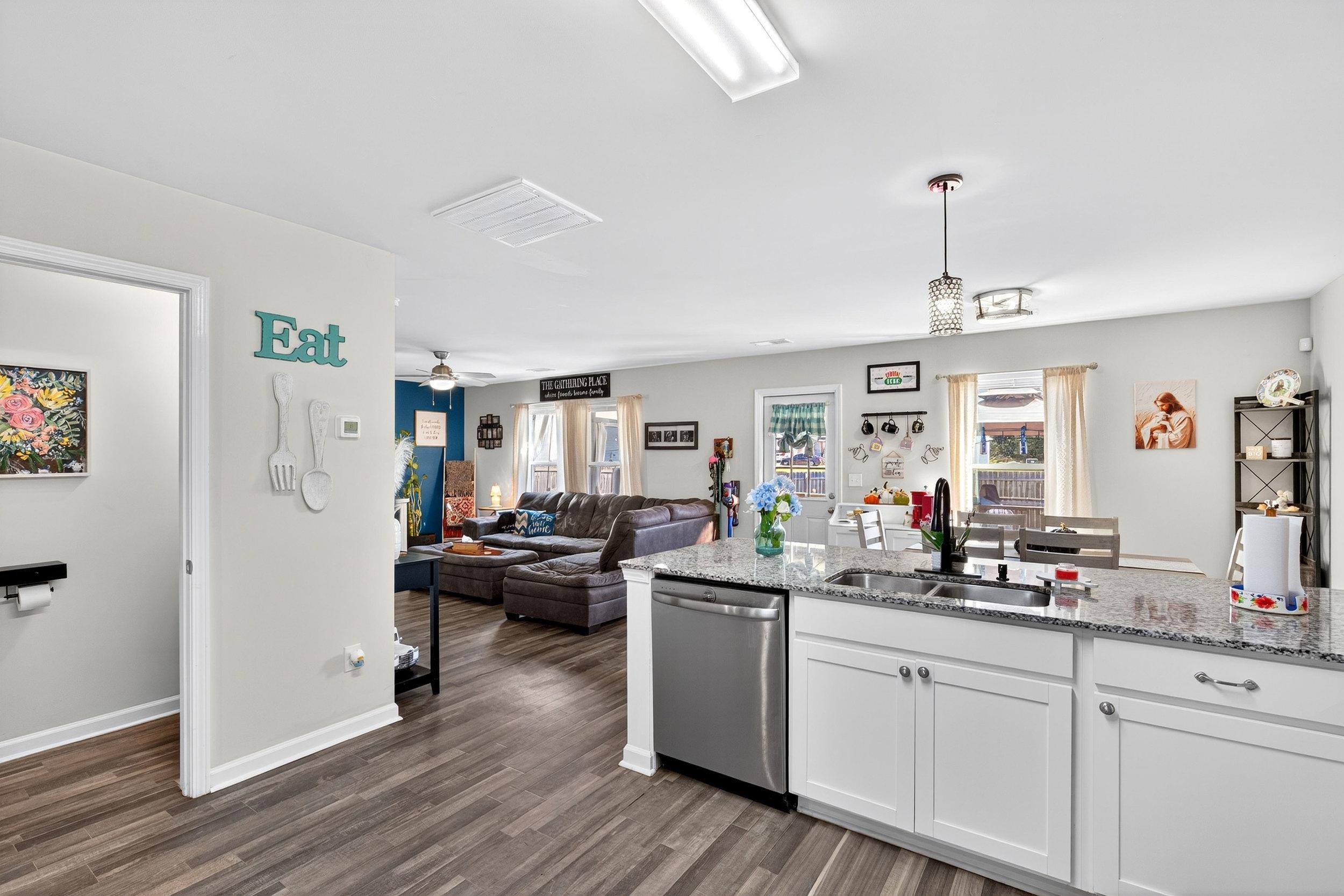 204 Bennett Dairy Road Spartanburg, SC 29307 - Photo 8 of 38 Gallery Image 8