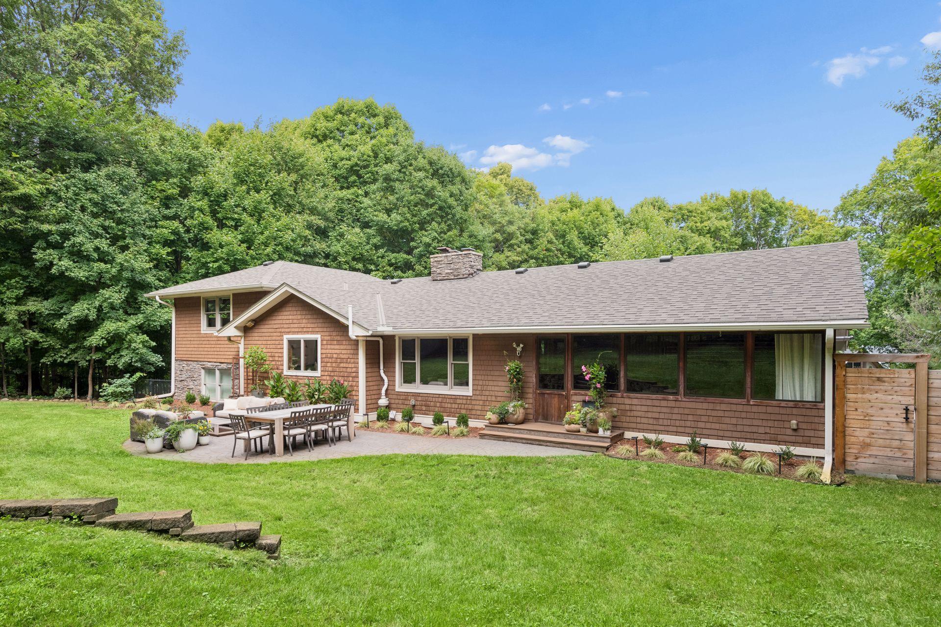 27885 Woodside Road Excelsior, MN 55331 - Photo 37 of 48 Gallery Image 37