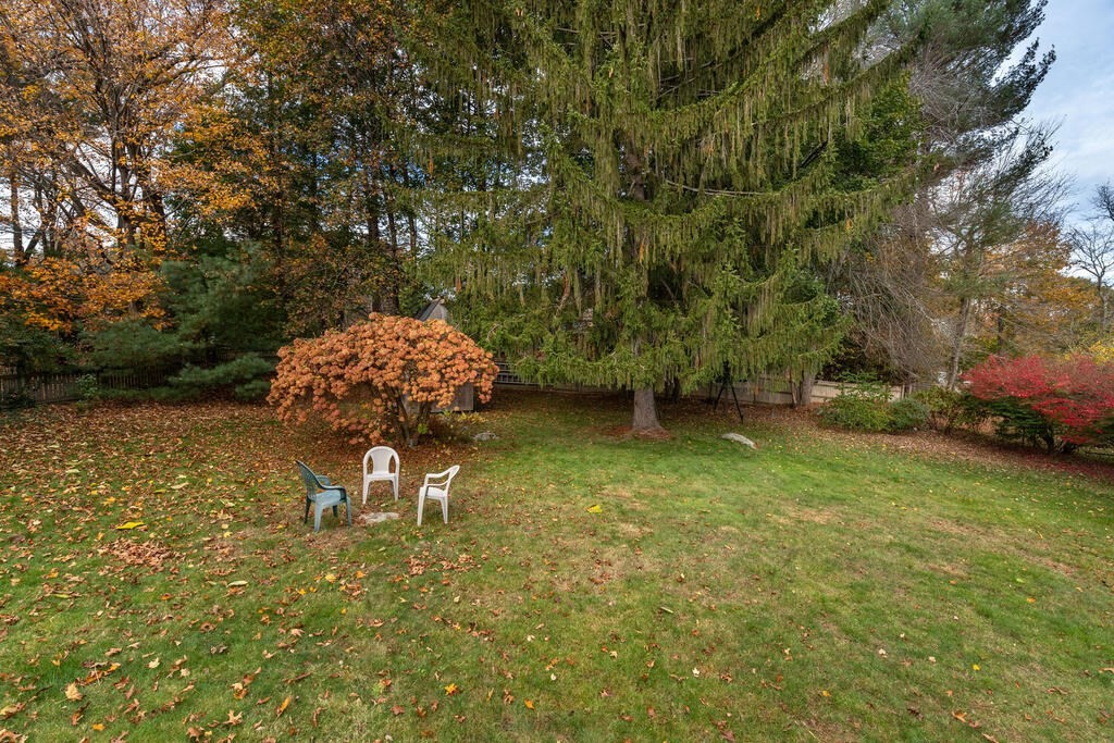 28 Montview Road Chelmsford, MA 01824 - Photo 37 of 38 a view of outdoor space and yard