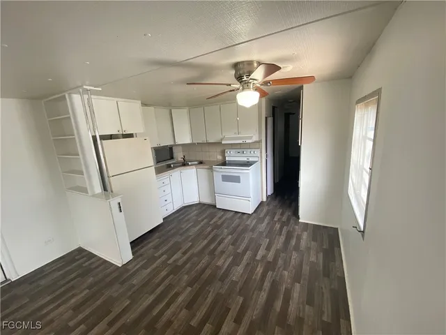 $995 | 139 Amber Avenue, North Fort Myers, FL 33917