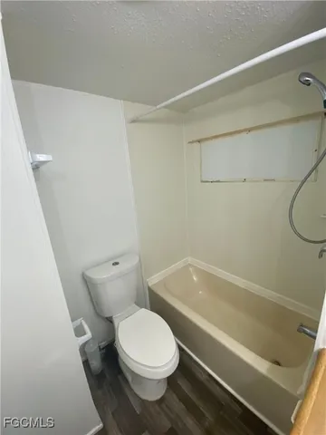 $995 | 139 Amber Avenue, North Fort Myers, FL 33917