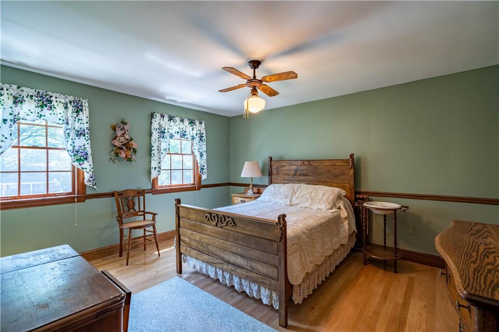 214 Camelford Road McMurray, PA 15317 - Photo 18 of 25 Bedroom #2 214 Camelford Drive