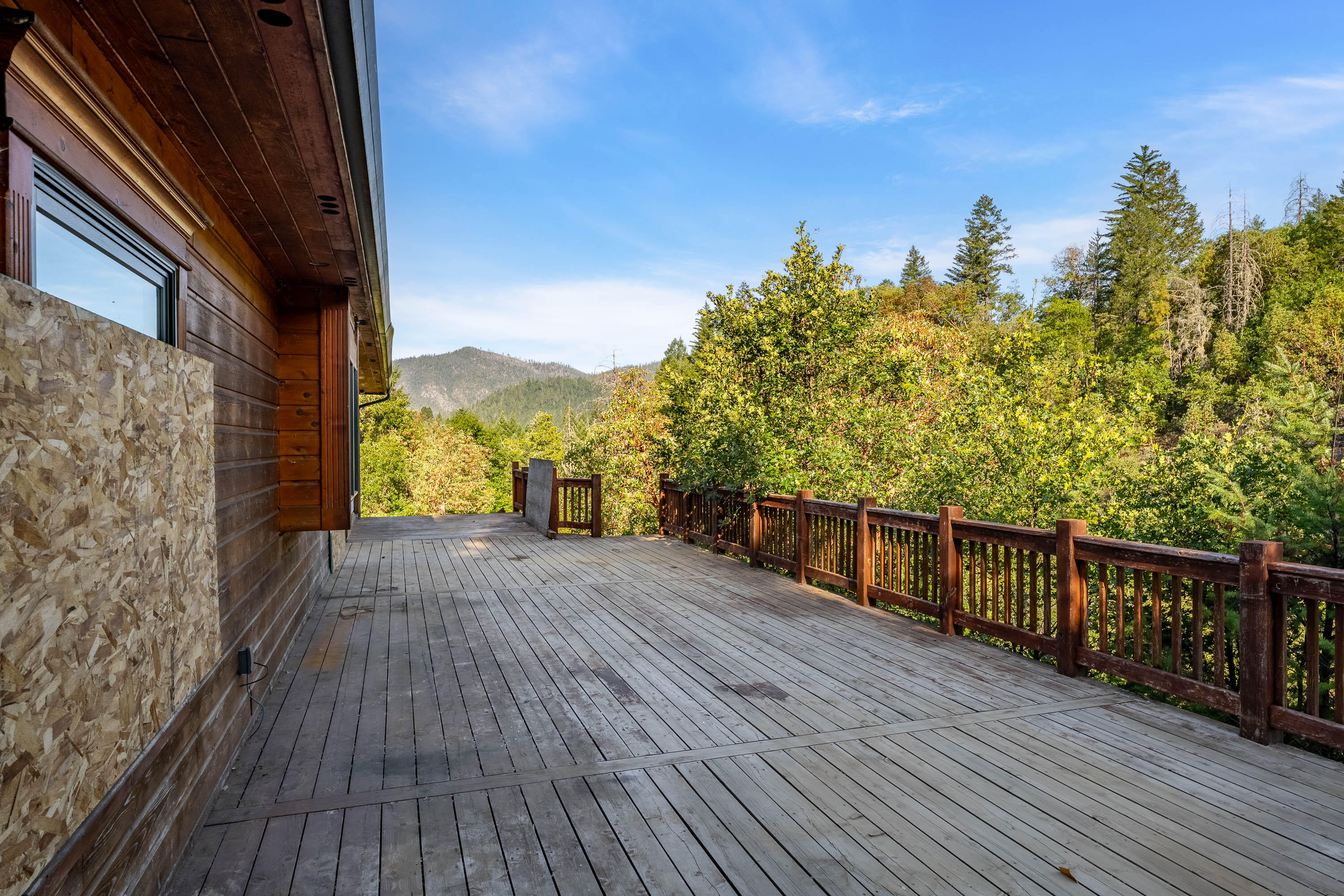 280 Kerby Mainline Road Kerby, OR 97531 - Photo 5 of 23 EXT (5 of 13) (1)