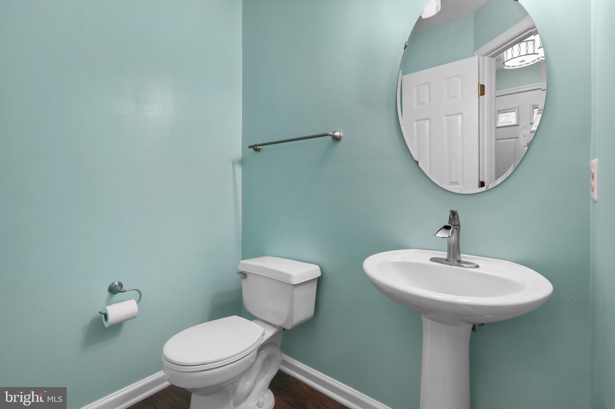 5425 Canonbury Road Rosedale, MD 21237 - Photo 10 of 34 Main level powder room