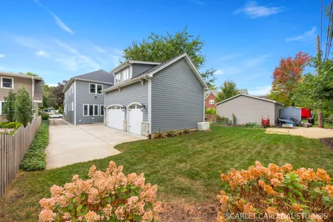 $1,575,000 | 628 North Brainard Street, Naperville, IL 60563