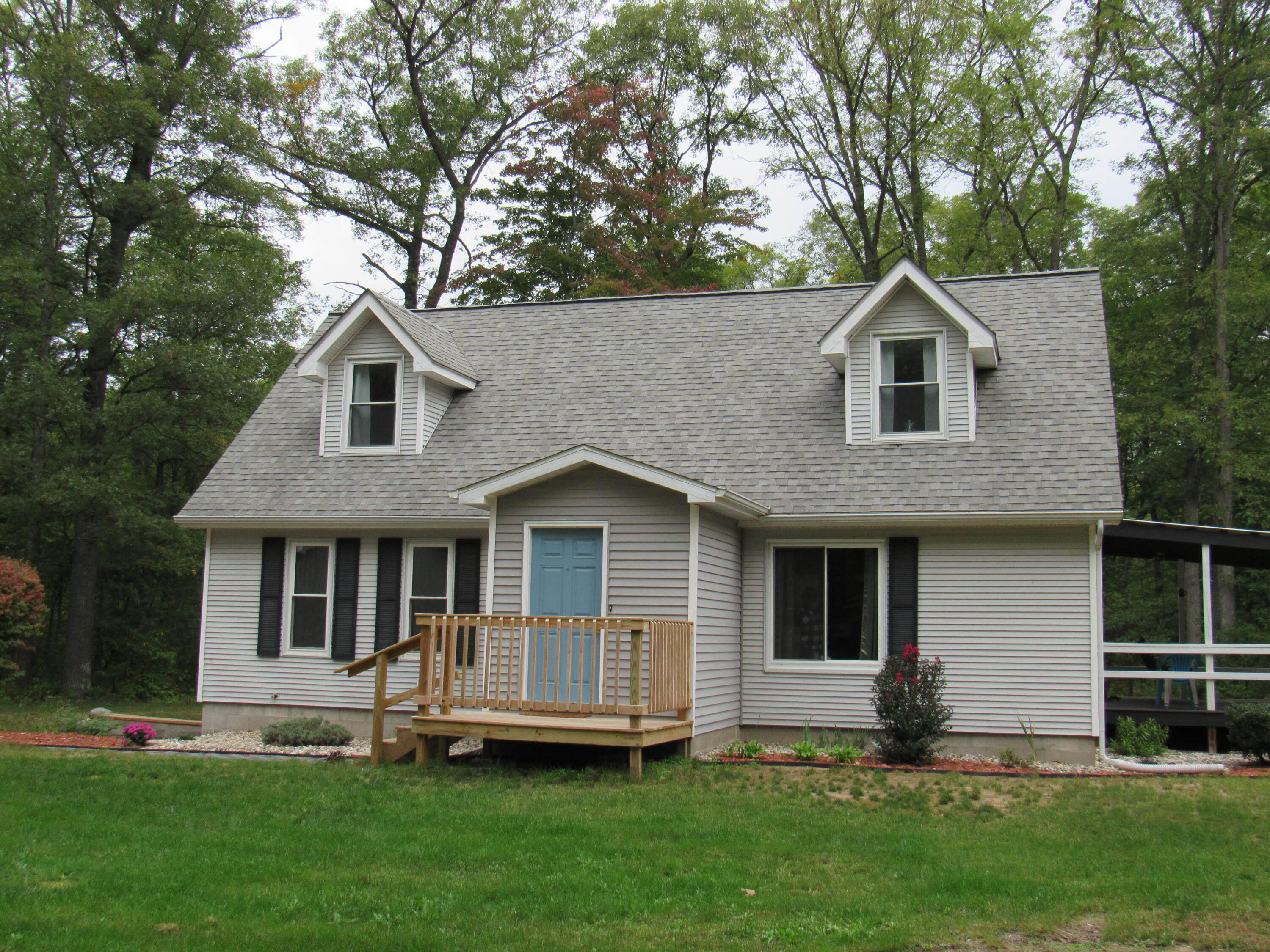 11412 Harris Road Montague, MI 49437 - Photo 2 of 43 Front of House