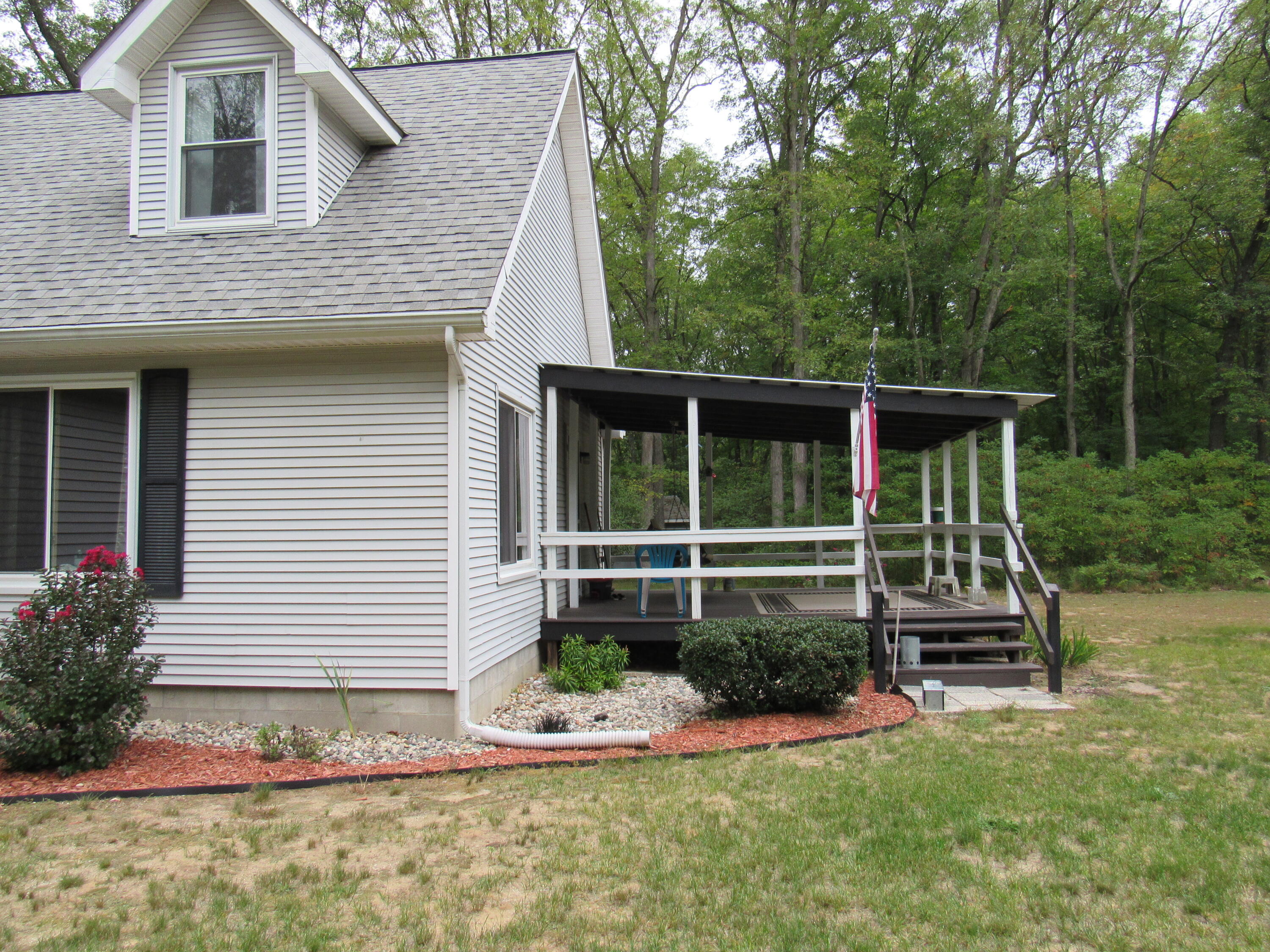 11412 Harris Road Montague, MI 49437 - Photo 5 of 43 Covered deck off Kitchen