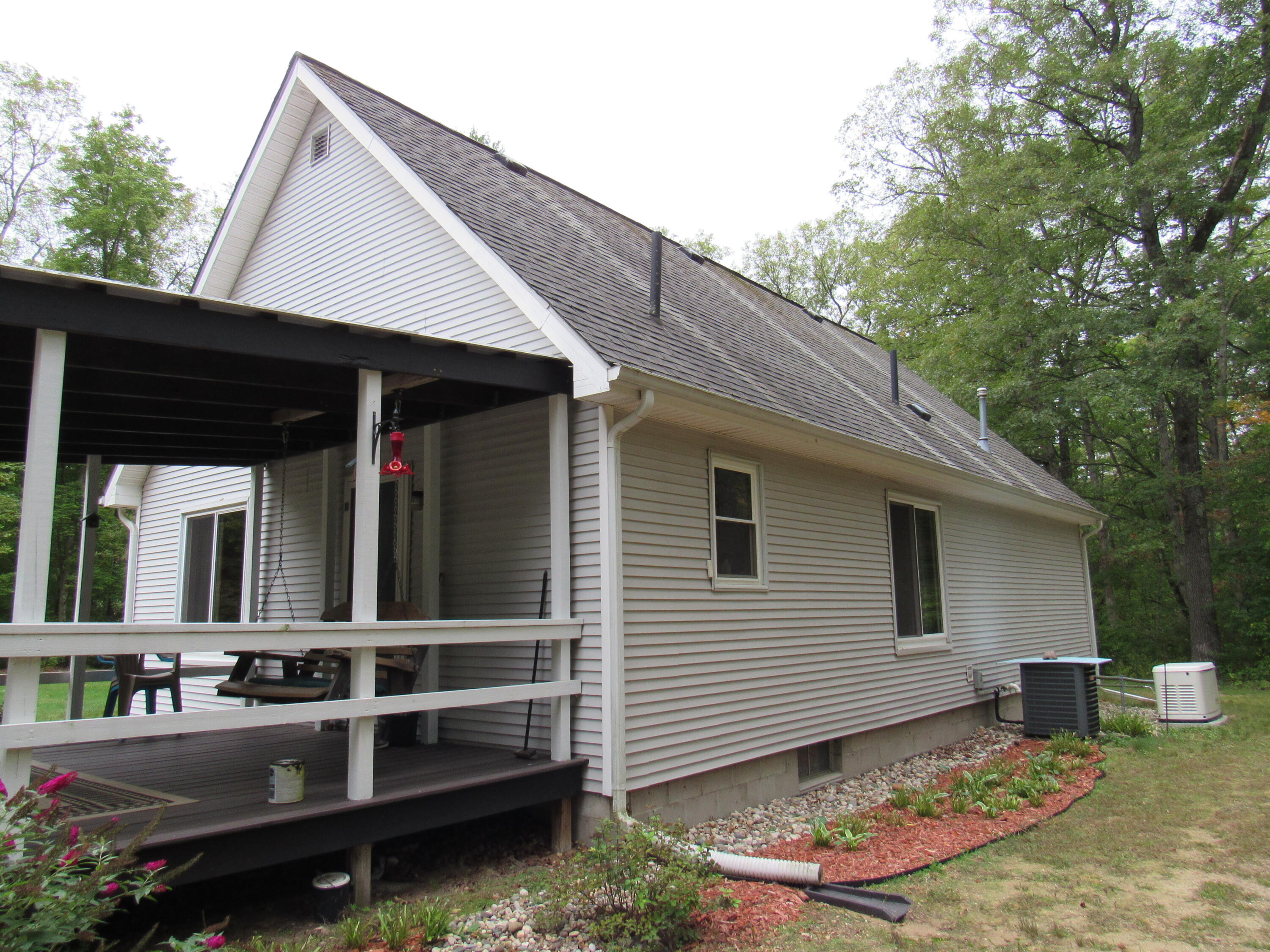 11412 Harris Road Montague, MI 49437 - Photo 8 of 43 Back of House