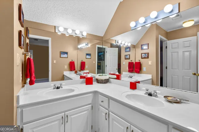 $1,300,000 | 109 Robinson Bend Trail, Peachtree City, GA 30269