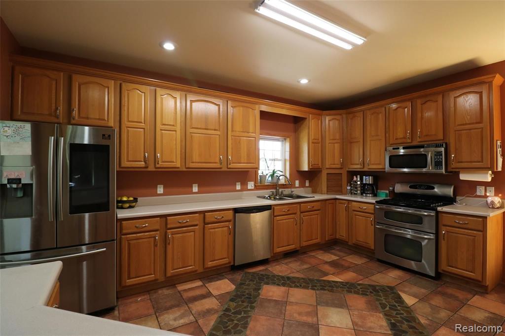 12715 Wanty Road Milan, MI 48160 - Photo 6 of 22