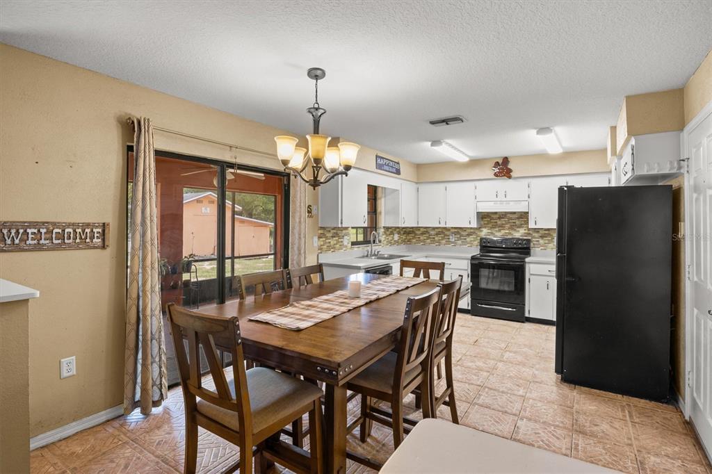 8675 Tom Costine Road Lakeland, FL 33809 - Photo 11 of 37