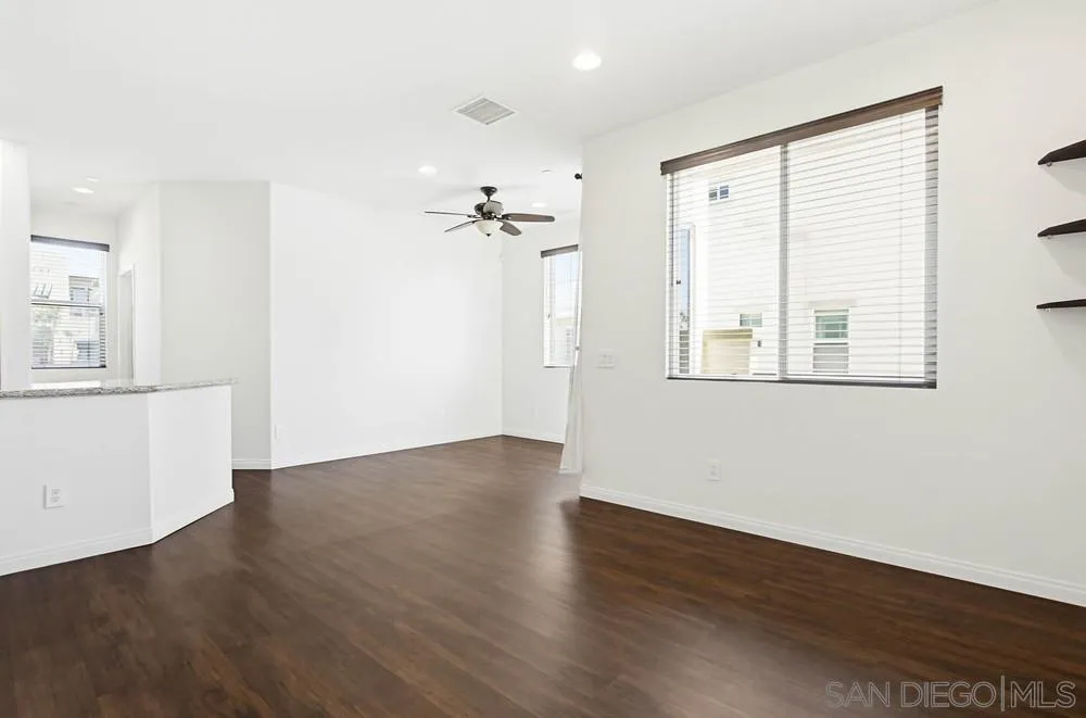 5069 Cascade Way, Unit 101 Oceanside, CA 92057 - Photo 9 of 48