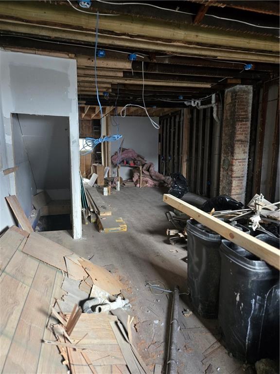 5614 Donson Way Pittsburgh, PA 15201 - Photo 3 of 14