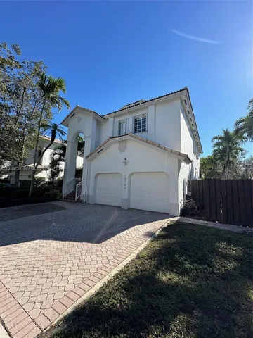 $1,450,000 | 10794 Northwest 70th Street, Doral, FL 33178