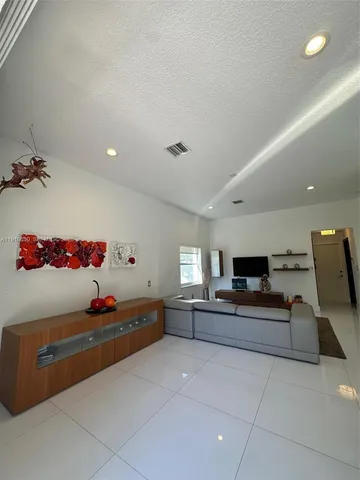 $1,450,000 | 10794 Northwest 70th Street, Doral, FL 33178