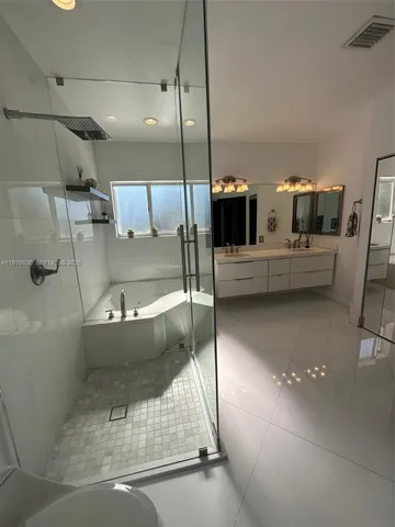 $1,450,000 | 10794 Northwest 70th Street, Doral, FL 33178