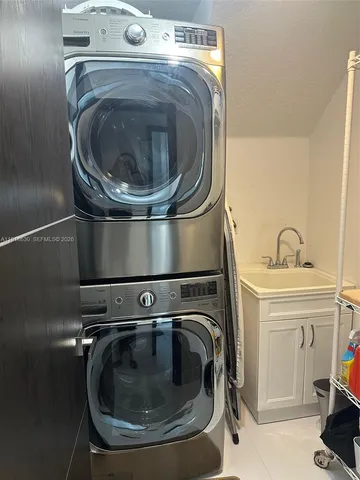 $1,450,000 | 10794 Northwest 70th Street, Doral, FL 33178