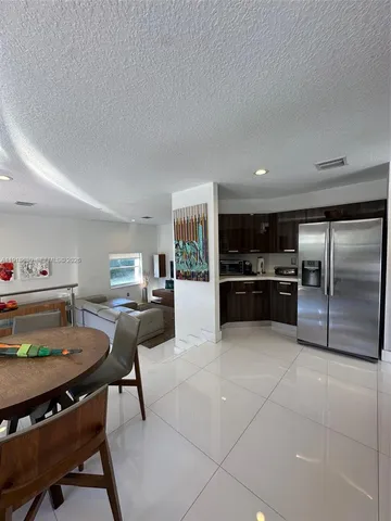 $1,450,000 | 10794 Northwest 70th Street, Doral, FL 33178